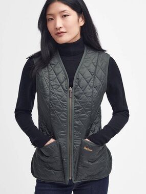 Barbour Fleece Betty Quilted Zippered Vest in Olive inside zip pocket Size 8